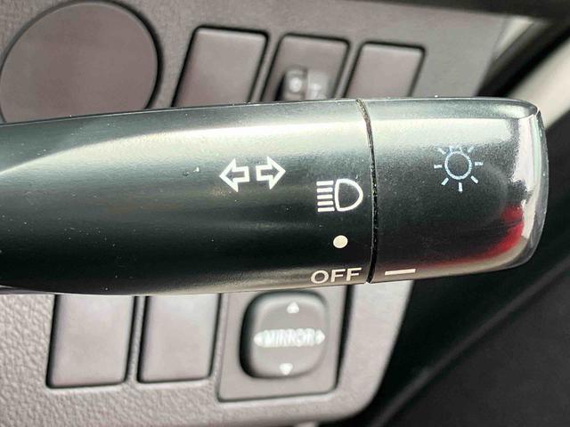 ラクティスＸ　ナビゲーション　ＥＴＣ車載器　バックカメラ保証　まごころ保証　１年間・走行距離無制限付き　キーレスエントリー　バックカメラ　ＥＴＣ車載器　ナビゲーション　電動格納ドアミラー（東京都）の中古車