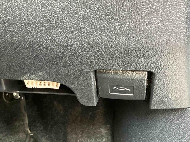 ラクティスＸ　ナビゲーション　ＥＴＣ車載器　バックカメラ保証　まごころ保証　１年間・走行距離無制限付き　キーレスエントリー　バックカメラ　ＥＴＣ車載器　ナビゲーション　電動格納ドアミラー（東京都）の中古車