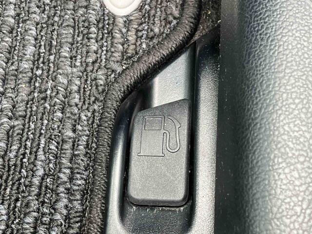 ラクティスＸ　ナビゲーション　ＥＴＣ車載器　バックカメラ保証　まごころ保証　１年間・走行距離無制限付き　キーレスエントリー　バックカメラ　ＥＴＣ車載器　ナビゲーション　電動格納ドアミラー（東京都）の中古車