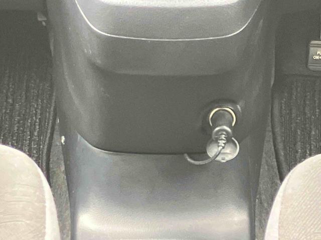 ラクティスＸ　ナビゲーション　ＥＴＣ車載器　バックカメラ保証　まごころ保証　１年間・走行距離無制限付き　キーレスエントリー　バックカメラ　ＥＴＣ車載器　ナビゲーション　電動格納ドアミラー（東京都）の中古車