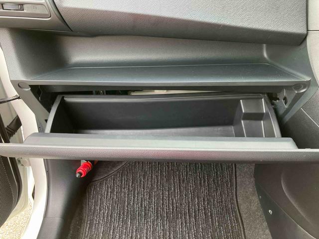 ラクティスＸ　ナビゲーション　ＥＴＣ車載器　バックカメラ保証　まごころ保証　１年間・走行距離無制限付き　キーレスエントリー　バックカメラ　ＥＴＣ車載器　ナビゲーション　電動格納ドアミラー（東京都）の中古車