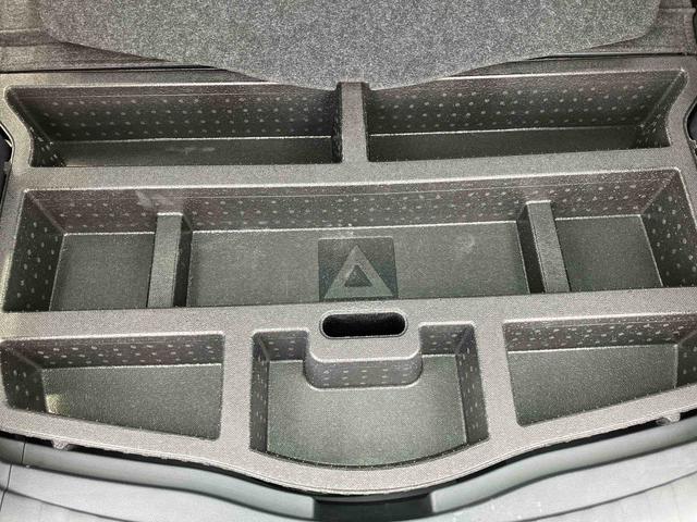 ラクティスＸ　ナビゲーション　ＥＴＣ車載器　バックカメラ保証　まごころ保証　１年間・走行距離無制限付き　キーレスエントリー　バックカメラ　ＥＴＣ車載器　ナビゲーション　電動格納ドアミラー（東京都）の中古車