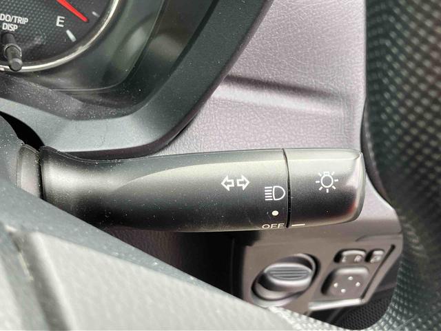 カローラフィールダー１．５Ｇ　ナビゲーション　ＥＴＣ車載器　キーレス保証１年間距離無制限付き　ナビゲーション　ＥＴＣ車載器　バックカメラ　Ｂｌｕｅｔｏｏｔｈ接続　キーレスエントリー　オートエアコン（東京都）の中古車
