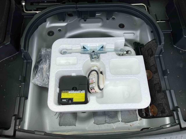 カローラフィールダー１．５Ｇ　ナビゲーション　ＥＴＣ車載器　キーレス保証１年間距離無制限付き　ナビゲーション　ＥＴＣ車載器　バックカメラ　Ｂｌｕｅｔｏｏｔｈ接続　キーレスエントリー　オートエアコン（東京都）の中古車