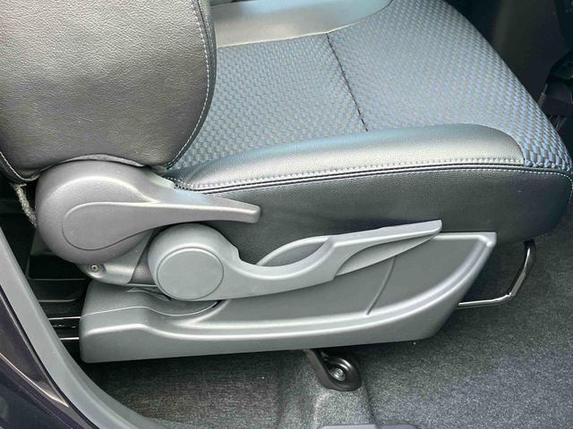 タントカスタムＸ　届出済未使用車　　両側電動スライドドア保証１年間距離無制限付き　アダプティブクルーズコントロール　レーンキープコントロール　パノラマモニター対応カメラ　電動パーキングブレーキ　両側電動スライドドア　ＬＥＤヘッドランプ　ＵＳＢ（東京都）の中古車