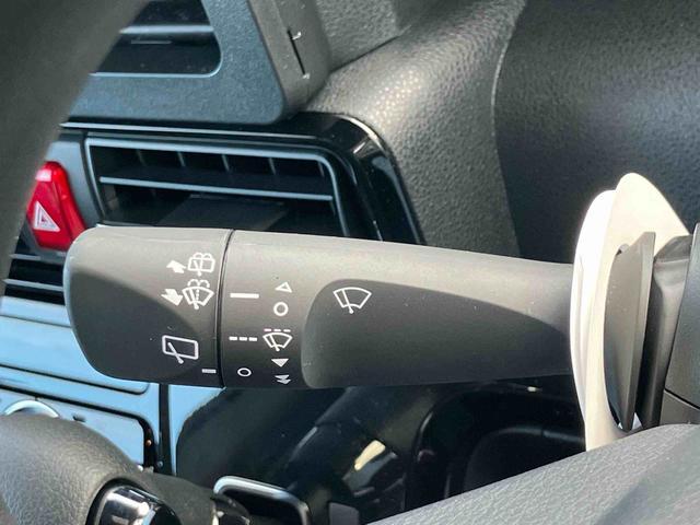 タントカスタムＸ　届出済未使用車　　両側電動スライドドア保証１年間距離無制限付き　アダプティブクルーズコントロール　レーンキープコントロール　パノラマモニター対応カメラ　電動パーキングブレーキ　両側電動スライドドア　ＬＥＤヘッドランプ　ＵＳＢ（東京都）の中古車