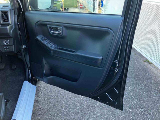 タフトＧ　クロムベンチャー　届け出済み未使用車　シートヒーター保証１年間距離無制限付き　９インチスマホ連携ディスプレイオーディオ　ＵＳＢ＆ＨＤＭＩソケット　バックカメラ　両席シートヒーター　電動パーキングブレーキ　６コーナーセンサー　ＬＥＤランプ（東京都）の中古車