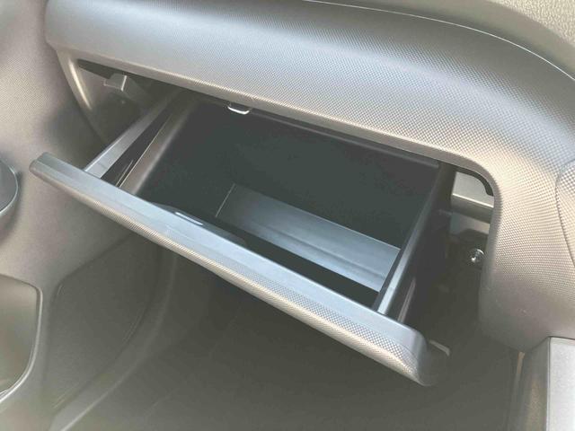ロッキープレミアムＧ　ＨＥＶ保証　新車保証・まごころ保証　１年間・走行距離無制限付き（東京都）の中古車
