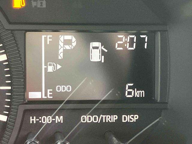 ハイゼットカーゴクルーズ 届け出済み未使用車 キーフリーシステムFR専用CVT 電動格納式ミラー LEDヘッドランプ&LEDフォグランプ オーバーヘッドコンソール 6コーナーセンサー キーフリーシステム&プッシュボタンスタート LED大型荷室灯 12インチタイヤ(東京都)の中古車