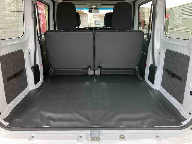 ハイゼットカーゴクルーズ 届け出済み未使用車 キーフリーシステムFR専用CVT 電動格納式ミラー LEDヘッドランプ&LEDフォグランプ オーバーヘッドコンソール 6コーナーセンサー キーフリーシステム&プッシュボタンスタート LED大型荷室灯 12インチタイヤ(東京都)の中古車