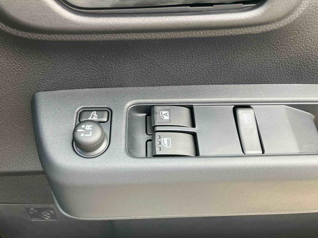 ハイゼットカーゴクルーズ 登録済み未使用車 ディスプレイオーディオ保証 新車保証・まごころ保証 1年間・走行距離無制限付き キーフリーシステム 9インチディスプレイオーディオ バックカメラ コーナーセンサー オートライト オートハイビーム スマートインナーミラー(東京都)の中古車