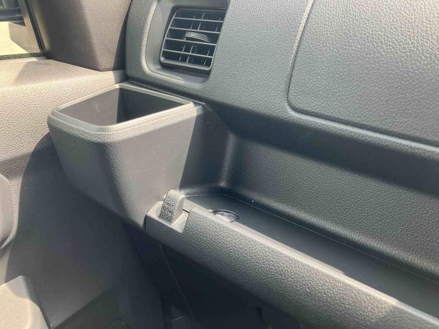 ハイゼットカーゴクルーズ 登録済み未使用車 ディスプレイオーディオ保証 新車保証・まごころ保証 1年間・走行距離無制限付き キーフリーシステム 9インチディスプレイオーディオ バックカメラ コーナーセンサー オートライト オートハイビーム スマートインナーミラー(東京都)の中古車