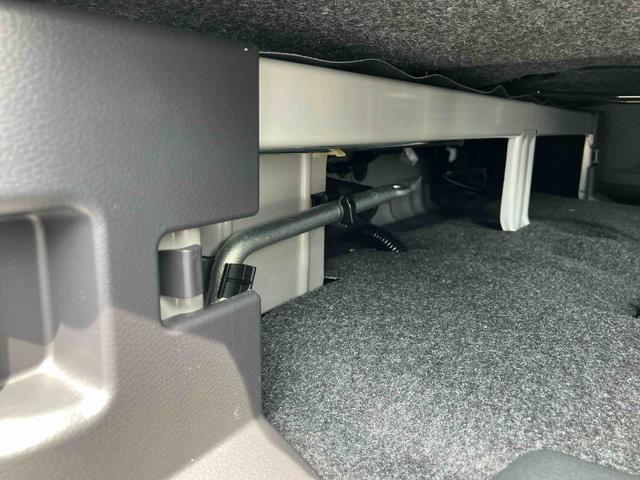 ハイゼットカーゴクルーズ 登録済み未使用車 ディスプレイオーディオ保証 新車保証・まごころ保証 1年間・走行距離無制限付き キーフリーシステム 9インチディスプレイオーディオ バックカメラ コーナーセンサー オートライト オートハイビーム スマートインナーミラー(東京都)の中古車