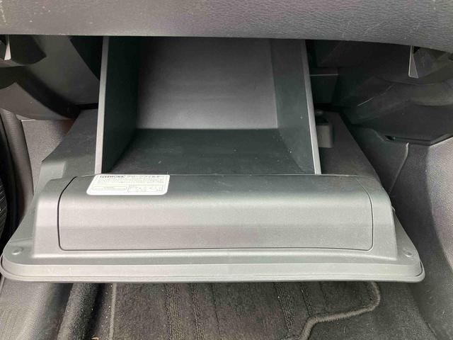 ノートＸ　ナビゲーション　ＥＴＣ車載器　ドライブレコーダー保証　まごころ保証　１年間・走行距離無制限付き　ナビゲーション　ＥＴＣ車載器　ドライブレコーダー　電動パーキングブレーキ　キーフリーシステム　クルーズコントロール（東京都）の中古車