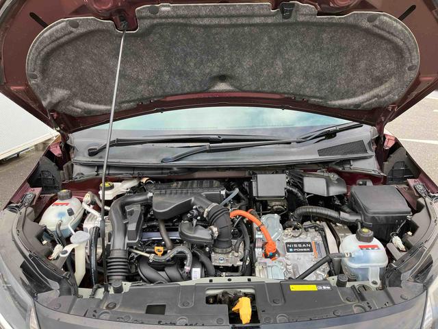 ノートＸ　ナビゲーション　ＥＴＣ車載器　ドライブレコーダー保証　まごころ保証　１年間・走行距離無制限付き　ナビゲーション　ＥＴＣ車載器　ドライブレコーダー　電動パーキングブレーキ　キーフリーシステム　クルーズコントロール（東京都）の中古車
