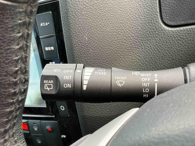セレナハイウェイスター　Ｖセレクション＋セーフティ　ＳＨＶ保証　まごころ保証　１年間・走行距離無制限付き（東京都）の中古車