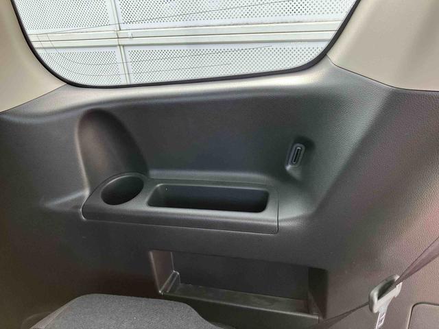 セレナハイウェイスター　Ｖセレクション＋セーフティ　ＳＨＶ保証　まごころ保証　１年間・走行距離無制限付き（東京都）の中古車