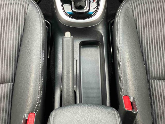 フィットハイブリッドＬ　ホンダセンシング保証　まごころ保証　１年間・走行距離無制限付き（東京都）の中古車