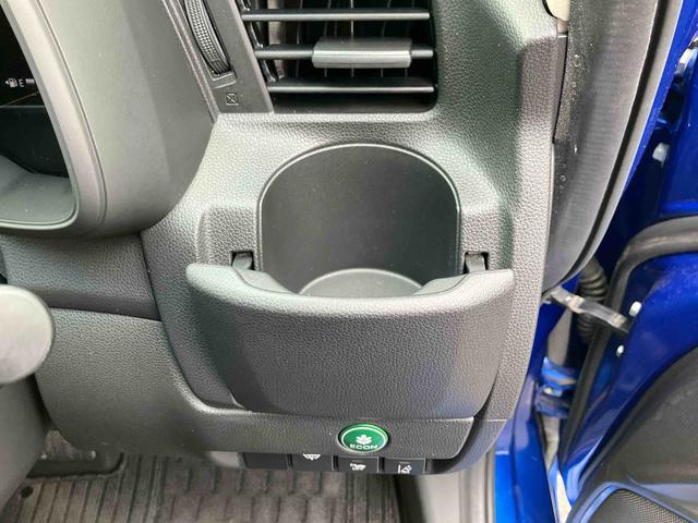 フィットハイブリッドＬ　ホンダセンシング保証　まごころ保証　１年間・走行距離無制限付き（東京都）の中古車