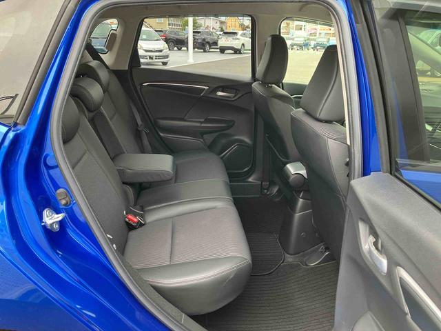 フィットハイブリッドＬ　ホンダセンシング保証　まごころ保証　１年間・走行距離無制限付き（東京都）の中古車