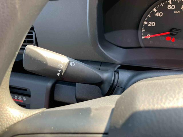 ハイゼットトラックスタンダード車検整備２年付き　ＦＲ専用ＣＶＴ　パートタイム４輪駆動　マルチリフレクターヘッドランプ　ＡＭ／ＦＭ付きラジオ　６コーナーセンサー　三方開き　荷台フロア長２０３０ｍｍ　荷台幅１４１０ｍｍ　オートライト（東京都）の中古車