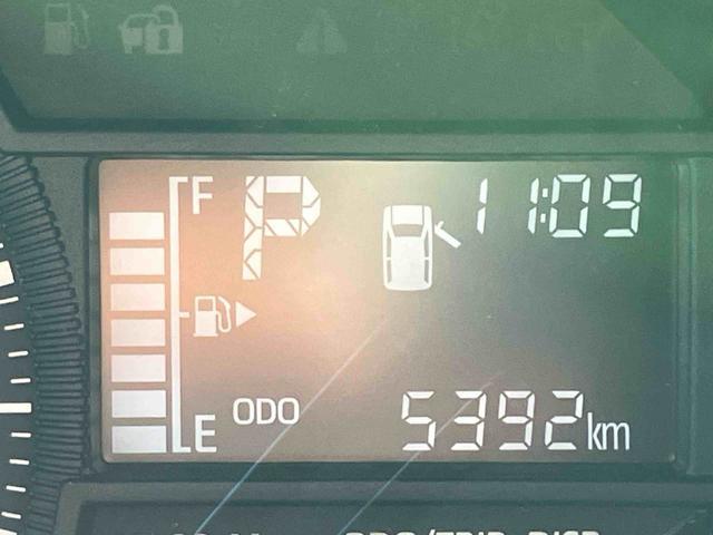 ハイゼットトラックスタンダード車検整備２年付き　ＦＲ専用ＣＶＴ　パートタイム４輪駆動　マルチリフレクターヘッドランプ　ＡＭ／ＦＭ付きラジオ　６コーナーセンサー　三方開き　荷台フロア長２０３０ｍｍ　荷台幅１４１０ｍｍ　オートライト（東京都）の中古車