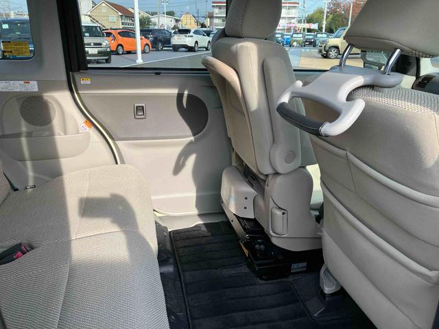 タントウエルカムシート　福祉車両　片側電動スライドドア保証１年間距離無制限付き　ウエルカムシート仕様　左側電動スライドドア　オートエアコン　ＡＭ／ＦＭ付きＣＤステレオ　プッシュボタンスタート＆キーフリーシステム　マルチリフレクターヘッドランプ消費税非課税（東京都）の中古車