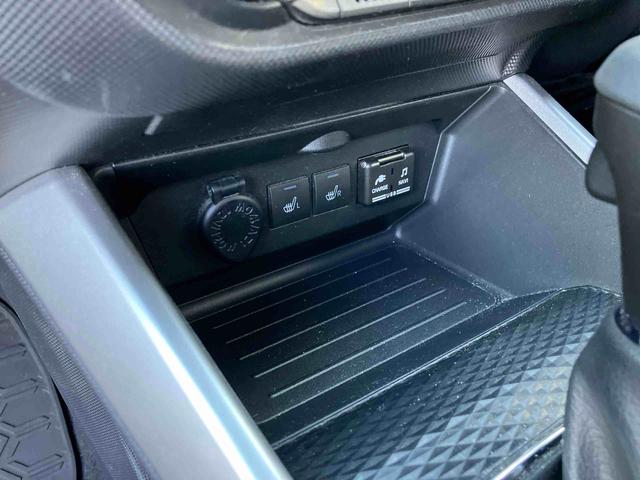 ロッキーG車検整備2年付き パノラマモニター対応カメラ 純正7型ワイドエントリーナビ 前後ナビ連動式ドライブレコーダー 純正ETC 両席シートヒーター 4コーナーセンサー USBソケット 動物の毛と臭いあり(東京都)の中古車