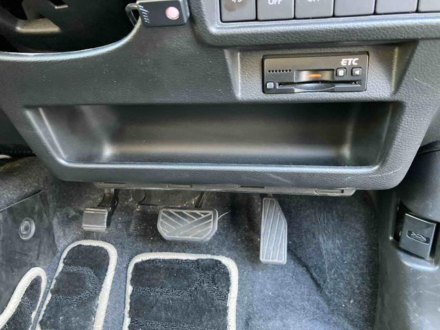 クロスビーハイブリッドＭＸ　８インチナビ　ＥＴＣ　ドライブレコーダー保証１年間距離無制限付き　４輪駆動モデル　純正８型ナビ　純正ＥＴＣ　純正前方ドライブレコーダー　スズキセーフティサポート　コーナーセンサー　パノラマモニター対応カメラ　プッシュボタンスタート（東京都）の中古車