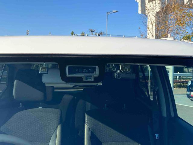 クロスビーハイブリッドＭＸ　８インチナビ　ＥＴＣ　ドライブレコーダー保証１年間距離無制限付き　４輪駆動モデル　純正８型ナビ　純正ＥＴＣ　純正前方ドライブレコーダー　スズキセーフティサポート　コーナーセンサー　パノラマモニター対応カメラ　プッシュボタンスタート（東京都）の中古車