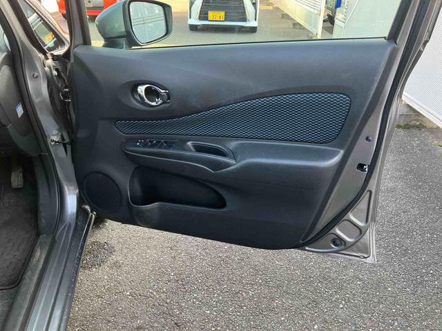 ノートX ナビゲーション ETC車載器 全方位カメラ保証 まごころ保証 1年間・走行距離無制限付き ナビゲーション ETC車載器 全方位カメラ 運転席シートリフター パワーウインドウ マニュアルエアコン パワーウインドウ キーフリーシステム(東京都)の中古車