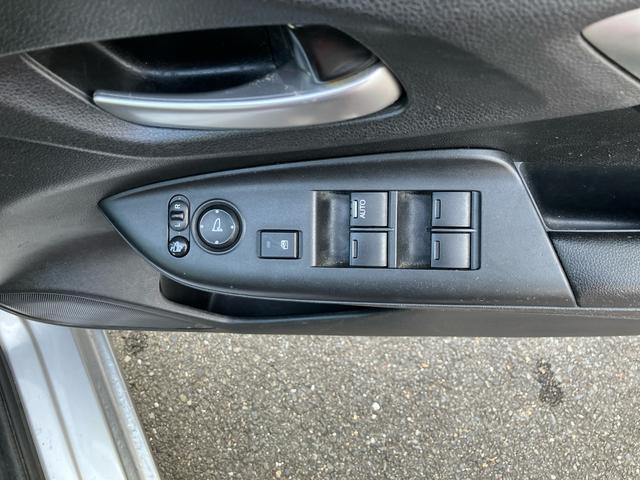 フィットハイブリッドLパッケージ保証 まごころ保証 1年間・走行距離無制限付き(東京都)の中古車