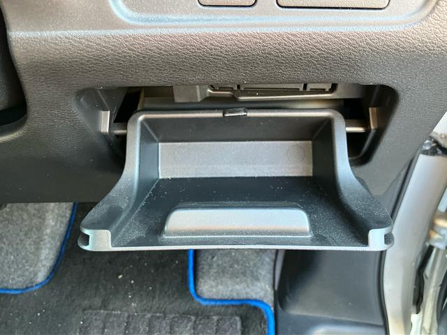 セレナｅ−パワー　ハイウェイスター保証　まごころ保証　１年間・走行距離無制限付き（東京都）の中古車