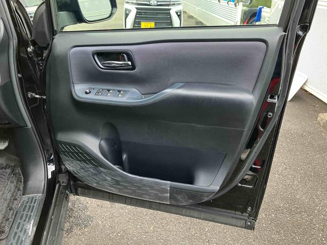 ヴォクシーＺＳ保証　まごころ保証　１年間・走行距離無制限付き（東京都）の中古車