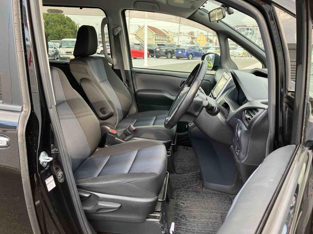 ヴォクシーＺＳ保証　まごころ保証　１年間・走行距離無制限付き（東京都）の中古車