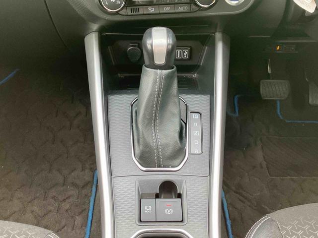 ロッキープレミアムG HEVハイブリッドモデル 純正9型オールインワンナビ パノラマモニター対応カメラ 前後ナビ連動式ドライブレコーダー 純正ETC 17インチアルミホイール アダプティブクルーズコントロール 両席シートヒーター(東京都)の中古車