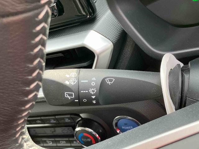 ロッキープレミアムG HEVハイブリッドモデル 純正9型オールインワンナビ パノラマモニター対応カメラ 前後ナビ連動式ドライブレコーダー 純正ETC 17インチアルミホイール アダプティブクルーズコントロール 両席シートヒーター(東京都)の中古車