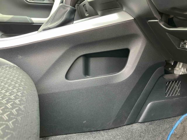 ロッキープレミアムG HEVハイブリッドモデル 純正9型オールインワンナビ パノラマモニター対応カメラ 前後ナビ連動式ドライブレコーダー 純正ETC 17インチアルミホイール アダプティブクルーズコントロール 両席シートヒーター(東京都)の中古車