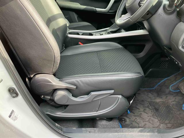 ロッキープレミアムG HEVハイブリッドモデル 純正9型オールインワンナビ パノラマモニター対応カメラ 前後ナビ連動式ドライブレコーダー 純正ETC 17インチアルミホイール アダプティブクルーズコントロール 両席シートヒーター(東京都)の中古車