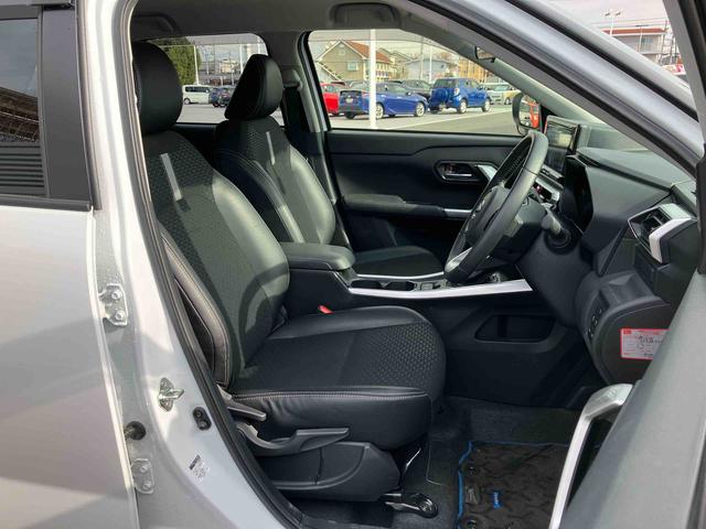 ロッキープレミアムG HEVハイブリッドモデル 純正9型オールインワンナビ パノラマモニター対応カメラ 前後ナビ連動式ドライブレコーダー 純正ETC 17インチアルミホイール アダプティブクルーズコントロール 両席シートヒーター(東京都)の中古車