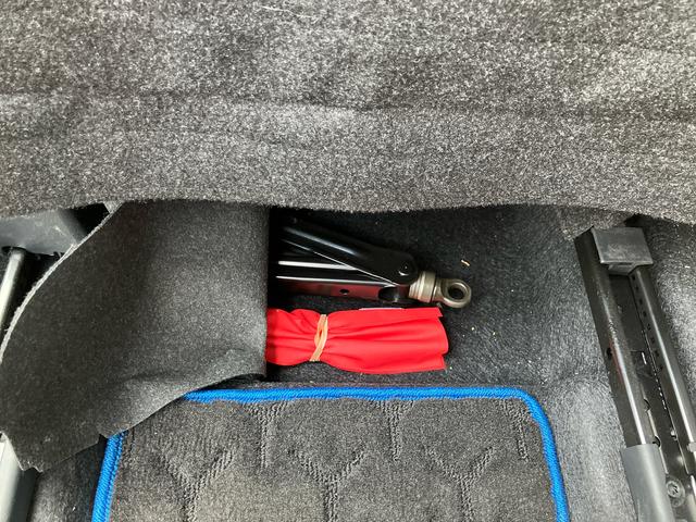 ロッキープレミアムG HEVハイブリッドモデル 純正9型オールインワンナビ パノラマモニター対応カメラ 前後ナビ連動式ドライブレコーダー 純正ETC 17インチアルミホイール アダプティブクルーズコントロール 両席シートヒーター(東京都)の中古車