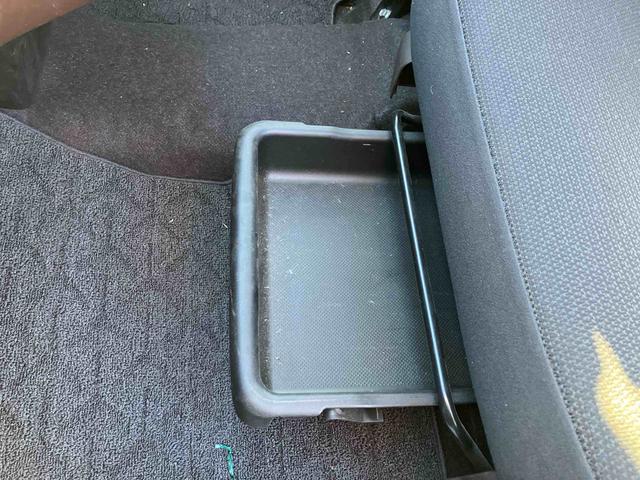 パッソ1.0X Lパッケージ・キリリ販売店保証1年間・走行距離無制限 純正7型オールインワンナビ バックカメラ 純正ETC マルチリフレクターヘッドランプ キーフリーシステム オートエアコン 14インチラジアルタイヤ(東京都)の中古車