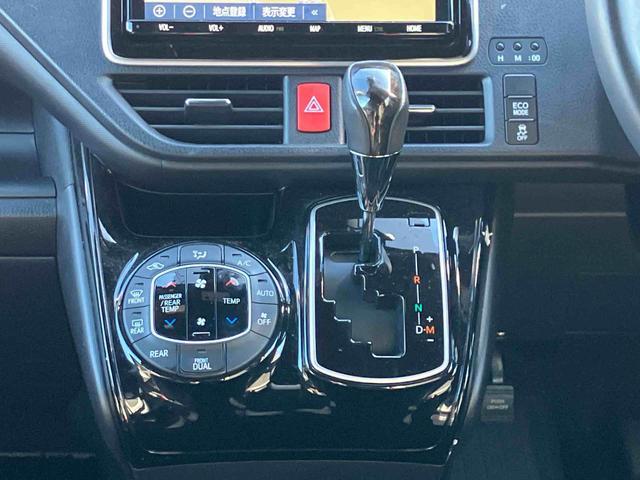 ノアSi ダブルバイビーIII ナビ バックカメラ ETC2.0保証 新車保証・まごころ保証 1年間・走行距離無制限付き 純正9型オールインワンナビ バックカメラ 純正ETC2.0 後席モニター 両側電動スライドドア オートクルーズコントロール USBソケット(東京都)の中古車