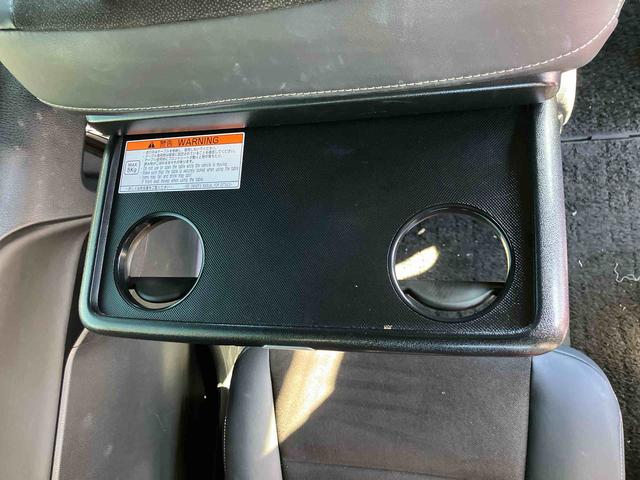 ノアSi ダブルバイビーIII ナビ バックカメラ ETC2.0保証 新車保証・まごころ保証 1年間・走行距離無制限付き 純正9型オールインワンナビ バックカメラ 純正ETC2.0 後席モニター 両側電動スライドドア オートクルーズコントロール USBソケット(東京都)の中古車