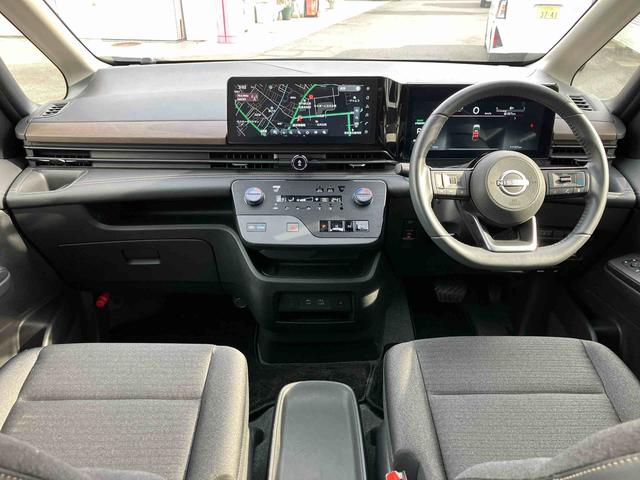 セレナｅ−パワー　ハイウェイスターＶディスプレイオーディオ（アマゾンアレクサ対応）　アラウンドビューモニター　純正ＥＴＣ２．０　電動パーキングブレーキ　両側電動スライドドア　インテリジェントクルーズコントロール　後席１１型テレビモニター（東京都）の中古車