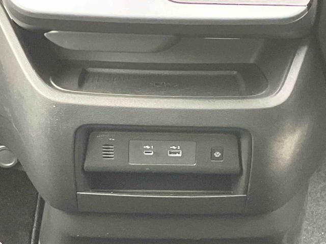 セレナｅ−パワー　ハイウェイスターＶディスプレイオーディオ（アマゾンアレクサ対応）　アラウンドビューモニター　純正ＥＴＣ２．０　電動パーキングブレーキ　両側電動スライドドア　インテリジェントクルーズコントロール　後席１１型テレビモニター（東京都）の中古車