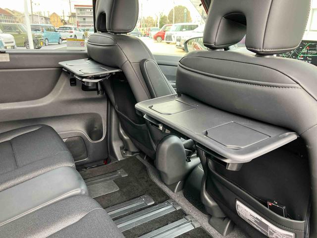 セレナｅ−パワー　ハイウェイスターＶディスプレイオーディオ（アマゾンアレクサ対応）　アラウンドビューモニター　純正ＥＴＣ２．０　電動パーキングブレーキ　両側電動スライドドア　インテリジェントクルーズコントロール　後席１１型テレビモニター（東京都）の中古車