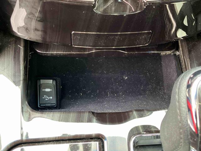 クラウンアスリートＳ−Ｔ１７インチアルミホイール　リモートスタートシステム　ＥＴＣ２．０　レーダークルーズコントロール　パドルシフト　純正オールインワンナビ　バックカメラ　前方ドライブレコーダー　走行モード機能装備（東京都）の中古車