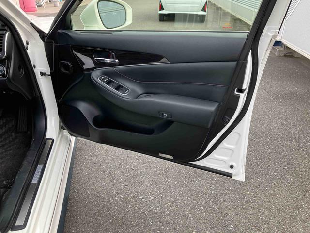 クラウンアスリートＳ−Ｔ１７インチアルミホイール　リモートスタートシステム　ＥＴＣ２．０　レーダークルーズコントロール　パドルシフト　純正オールインワンナビ　バックカメラ　前方ドライブレコーダー　走行モード機能装備（東京都）の中古車