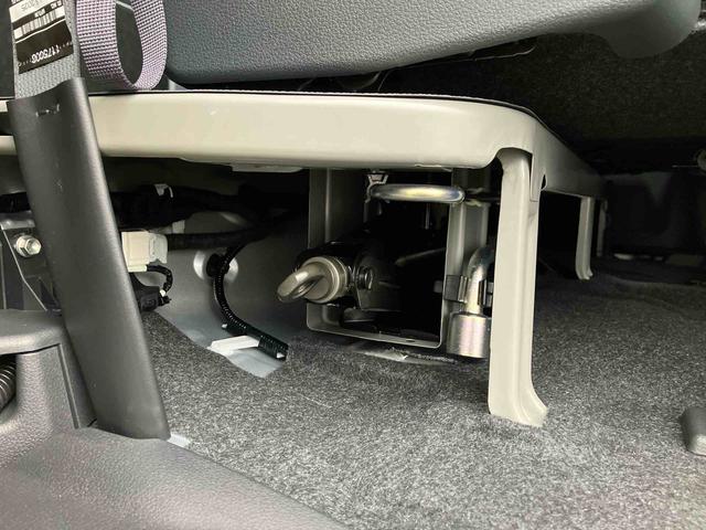 ハイゼットカーゴクルーズ 届け出済み未使用車保証 新車保証・まごころ保証 1年間・走行距離無制限付き(東京都)の中古車